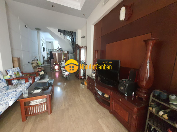 m_b0gdINA2fY_1627908287.jpg