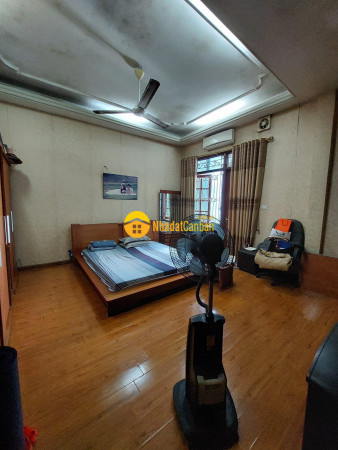 8240704_bX87Nh3KjP_1636908299.jpg