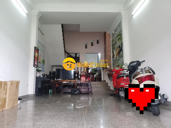 8273736_uRS6jqoJO4_1638328409.jpg