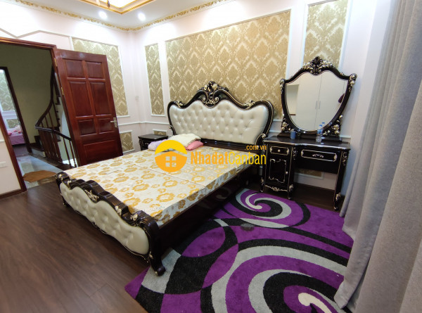 m_2rwa6leBF8_1638409128.jpg