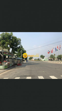 8305761_pCOjLAG1UW_1639637419.jpg