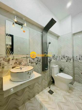8354626_9n8edtDbhK_1641806398.jpg
