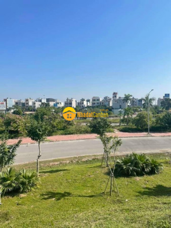 8362186_4guX1ShaJ9_1642173420.jpg