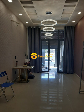 8363349_KqyA2Gw4ML_1642235742.jpg