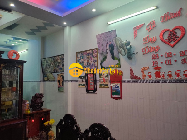 8377232_SfxAwsc0ej_1643461944.jpg