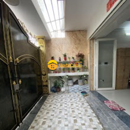 8382182_zLTE1di3tV_1644201040.jpg