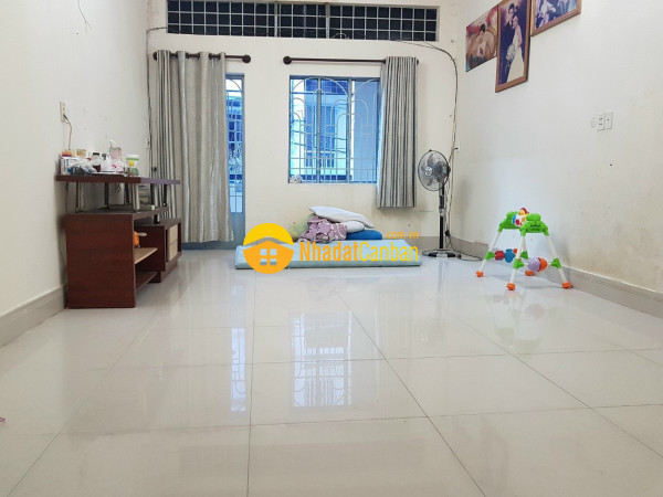 m_7HQifU8JKs_1644987869.jpg