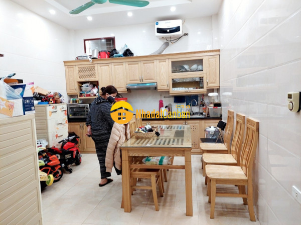 8405739_18TG9yZUoV_1645609522.jpg
