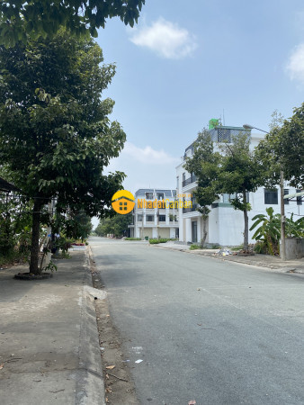 8437471_xKU2heyjkH_1647072083.jpg