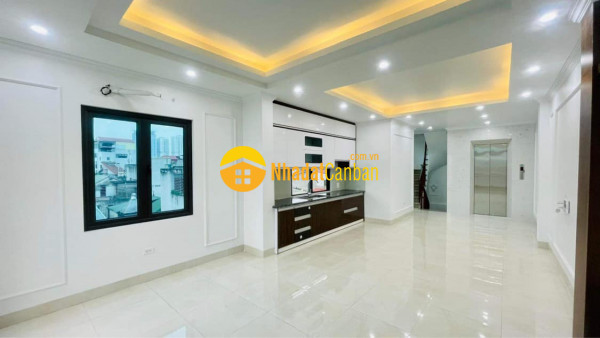 8577281_vMUV3hxfTR_1651459331.jpg