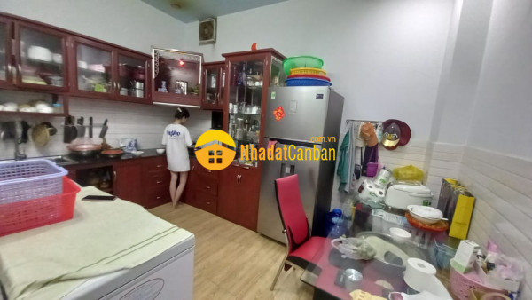 8621268_OqTvmpLkCM_1652949837.jpg