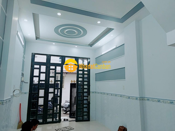 8724361_1Js2ZeOL4Q_1656950106.jpg