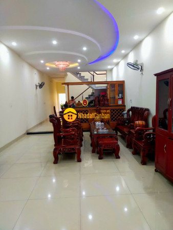 9050700_XNwjE8qAZv_1682416277.jpg