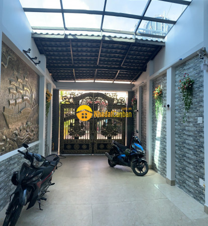 m_RCmYZ9rGLE_1687508039.jpg