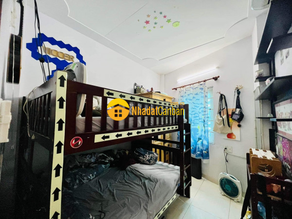 9082536_TzSIsZxEhP_1694161820.jpg