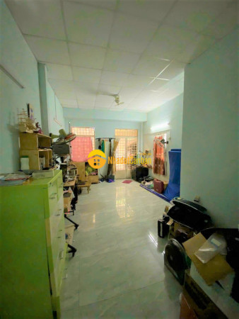 9084969_pIHlSBVw7W_1695115482.jpg