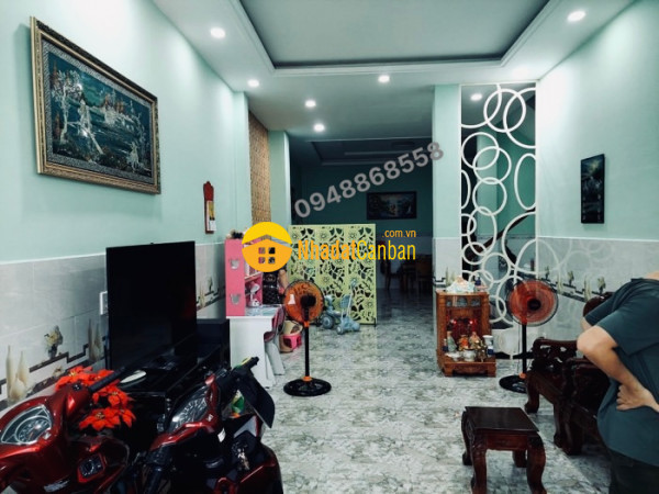 9090195_K5lbp6Awh8_1697082795.jpg
