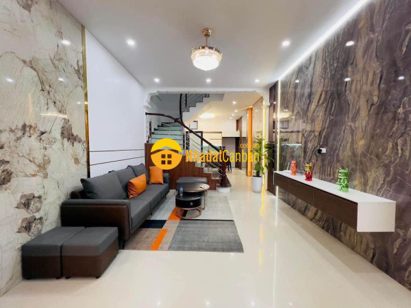 m_DrMuQ8X7aR_1698453826.jpg
