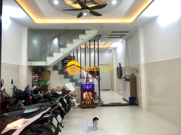 m_BaSRjT1gMc_1711210275.jpg