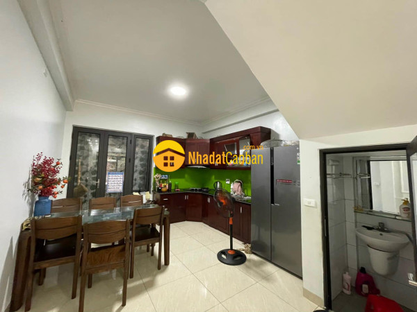 9123528_8UHma4w9Pt_1712237476.jpg