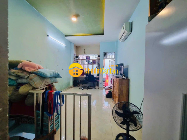 9133734_YQbx8DHd5C_1716569868.jpeg