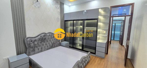 9133980_M2bADEg6HU_1716777754.jpg