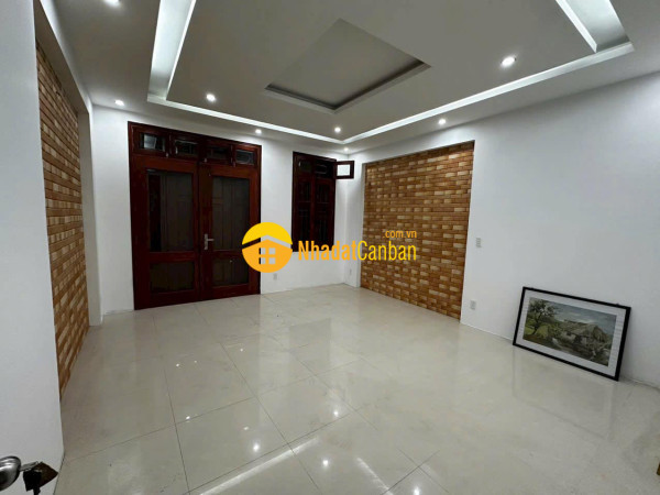 9146797_XgnL4INtry_1722440231.jpg