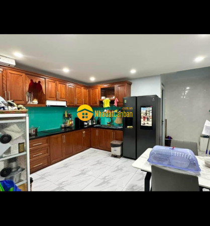 9158583_URnhLX4dPe_1728716645.jpeg