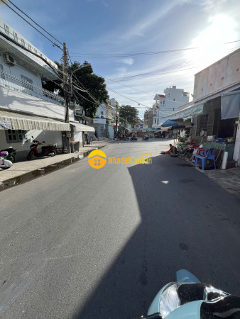 m_A8QadpPhzs_1731744083.jpg