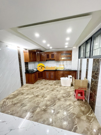 9176137_aoHlTRLtWn_1738825671.jpg