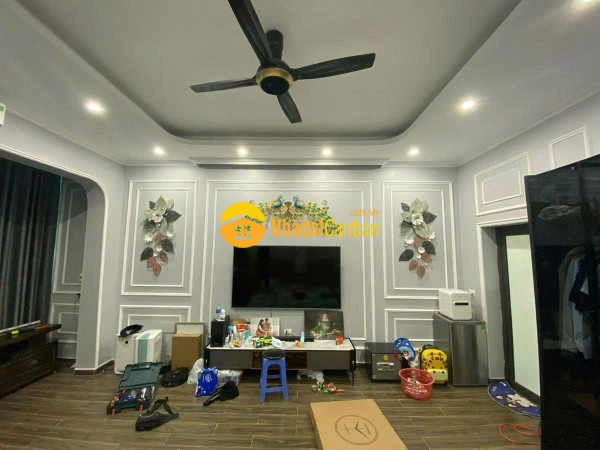 9178346_imRW5clg72_1740100276.jpg