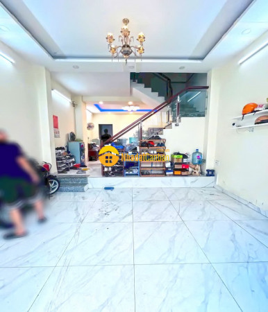 m_AiyPqKRpo5_1740797481.jpg