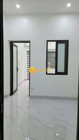 9180881_zJrPaCvOQD_1741103176.jpg