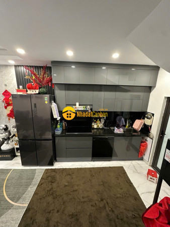 9183320_HkdRoPBXuF_1742143785.jpg