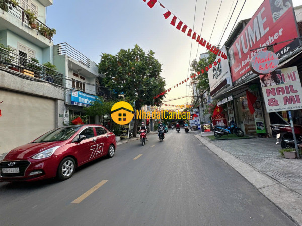 m_KXRp04uiLs_1745856614.jpg