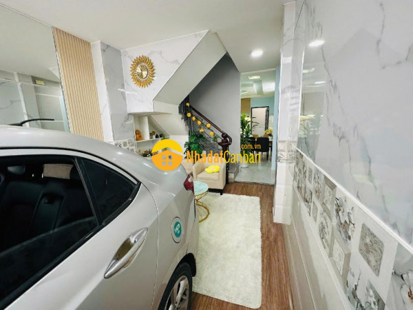 9192979_UmM13KasI6_1746632145.jpg
