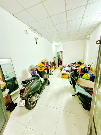 9195463_kwXnB2LvOr_1747989059.jpg
