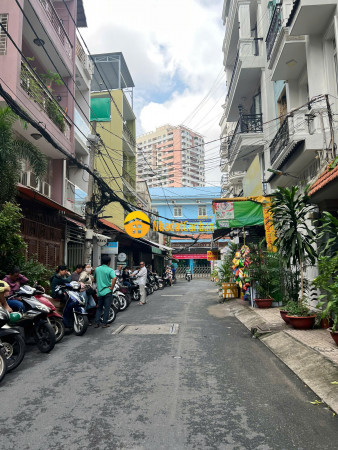 m_iNgj65Pblr_1751180829.jpeg