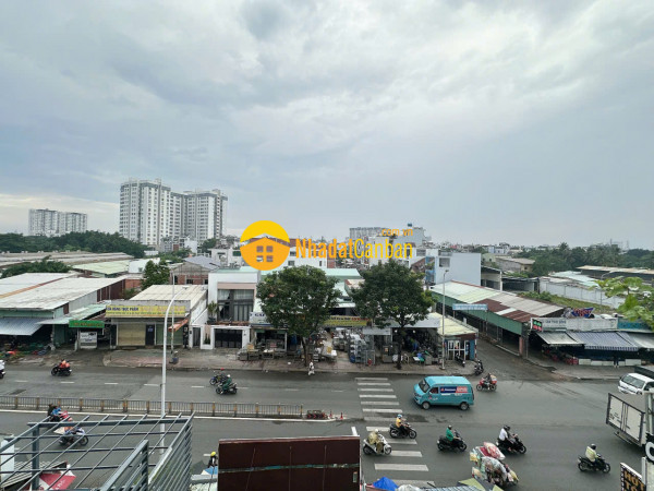 9204228_adU4WvzJ39_1752769384.jpg
