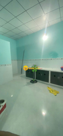 9209525_1ydOHxq4Gg_1755787073.jpg