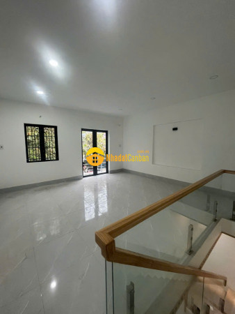 9209781_jaAKsHBIRM_1755958428.jpg