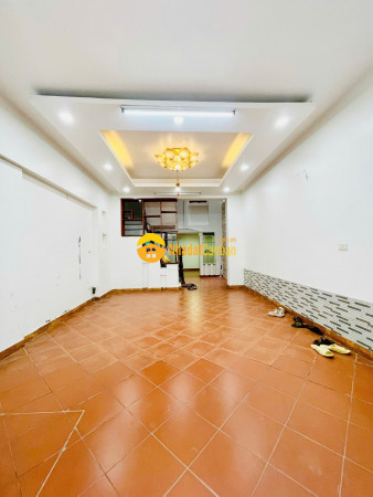 m_2gKmtfEkxR_1756008311.jpg
