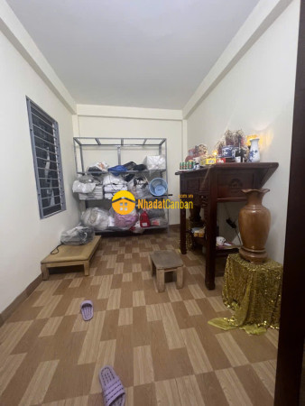 9214181_YKBubAeMyU_1759548369.jpg