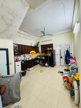 9236236_PYgvS6lL5I_1777070243.jpg