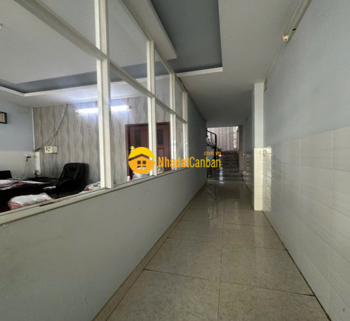 9236583_7SDyAfGZjk_1777393524.jpg