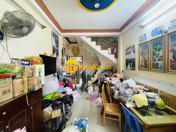 m_XhaF82Jlsb_1777780004.jpg