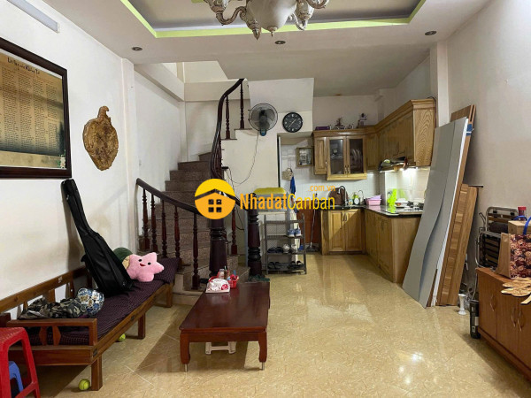 m_ogtL8E3ncN_1777884780.jpg