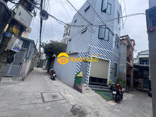 m_pU25sag3uR_1778036685.jpg