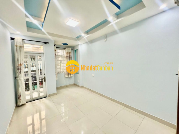 9237378_LzJN2tKQZD_1778225701.jpg