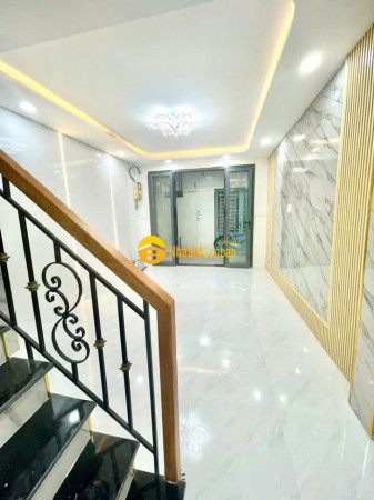 9237746_cSqZExdm0U_1778576248.jpg